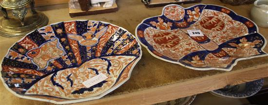 2 Imari butterfly & shell shaped dishes